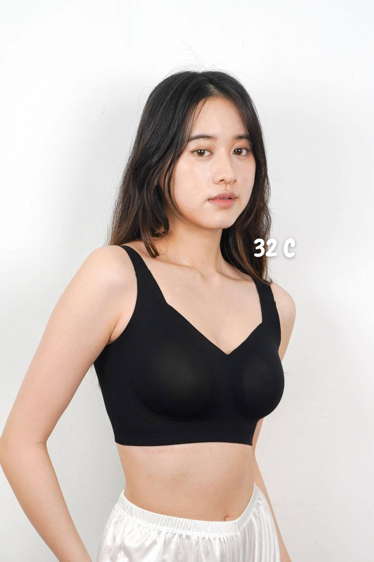 [New - In] Routine Lite Perfect Uplifting Seamless Bra (S - 3XL) In Black - Bra - Full Coverage & Natural Uplift & Seamless - Adelais Official