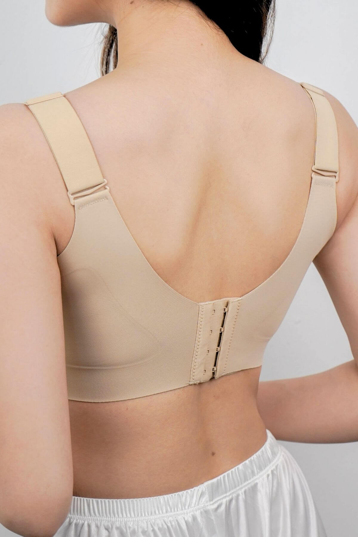 [New - In] Routine Lite Perfect Uplifting Seamless Bra (S - 3XL) In Warm Natural - Bra - Full Coverage & Natural Uplift & Seamless - Adelais Official