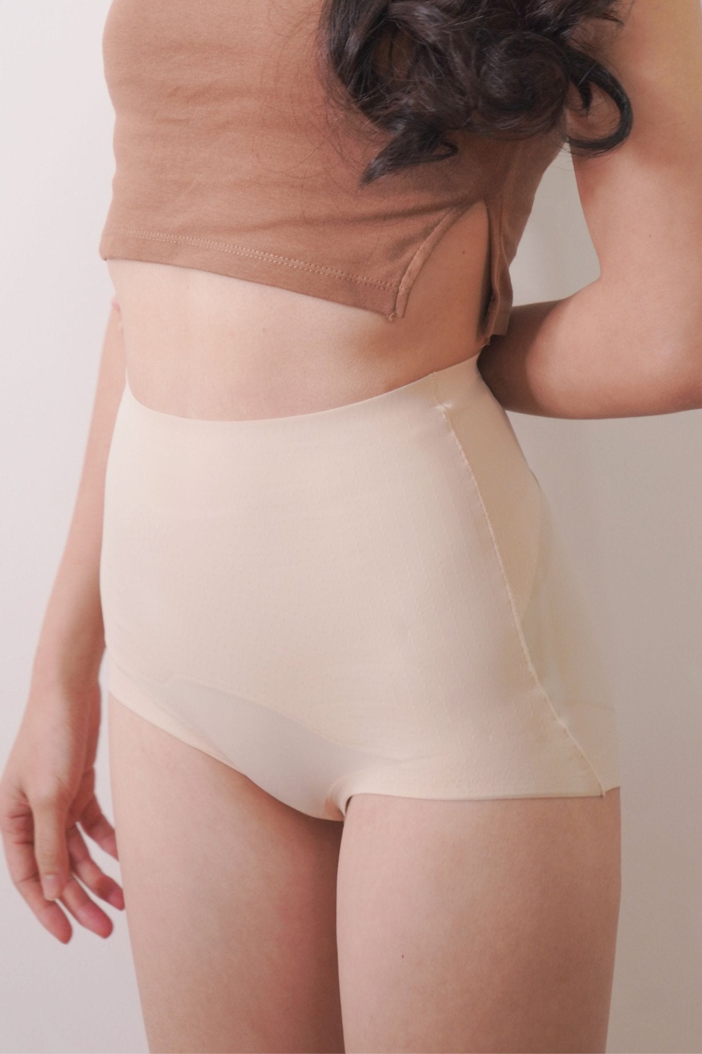 [New-In] Lite-Control Brief with Abdomen Control & Butt Lifting In Cream - Adelais Official