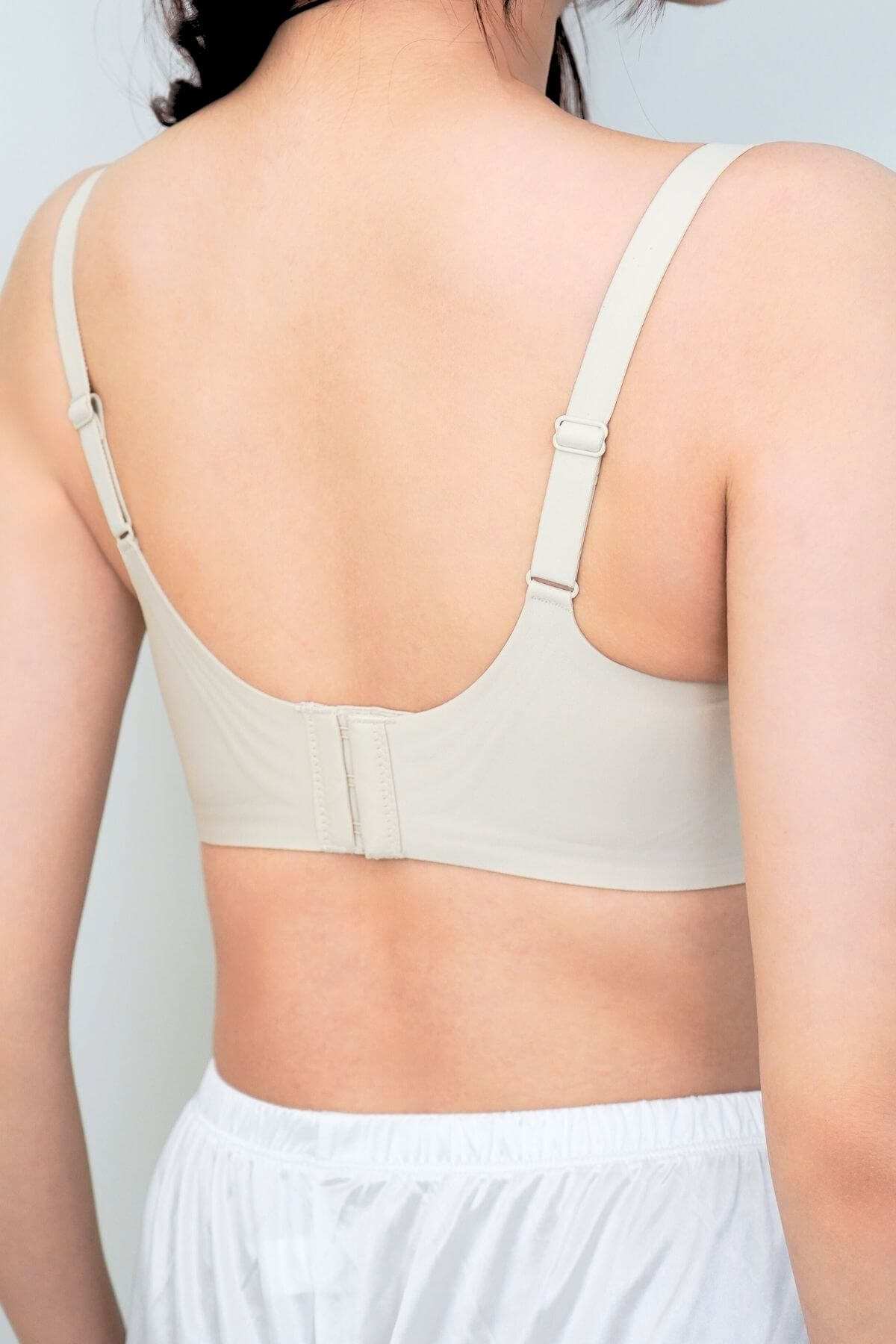 [New - In] Pure Comfort Seamless Push Up Bra In Linen - Bra - Push Up - Adelais Official