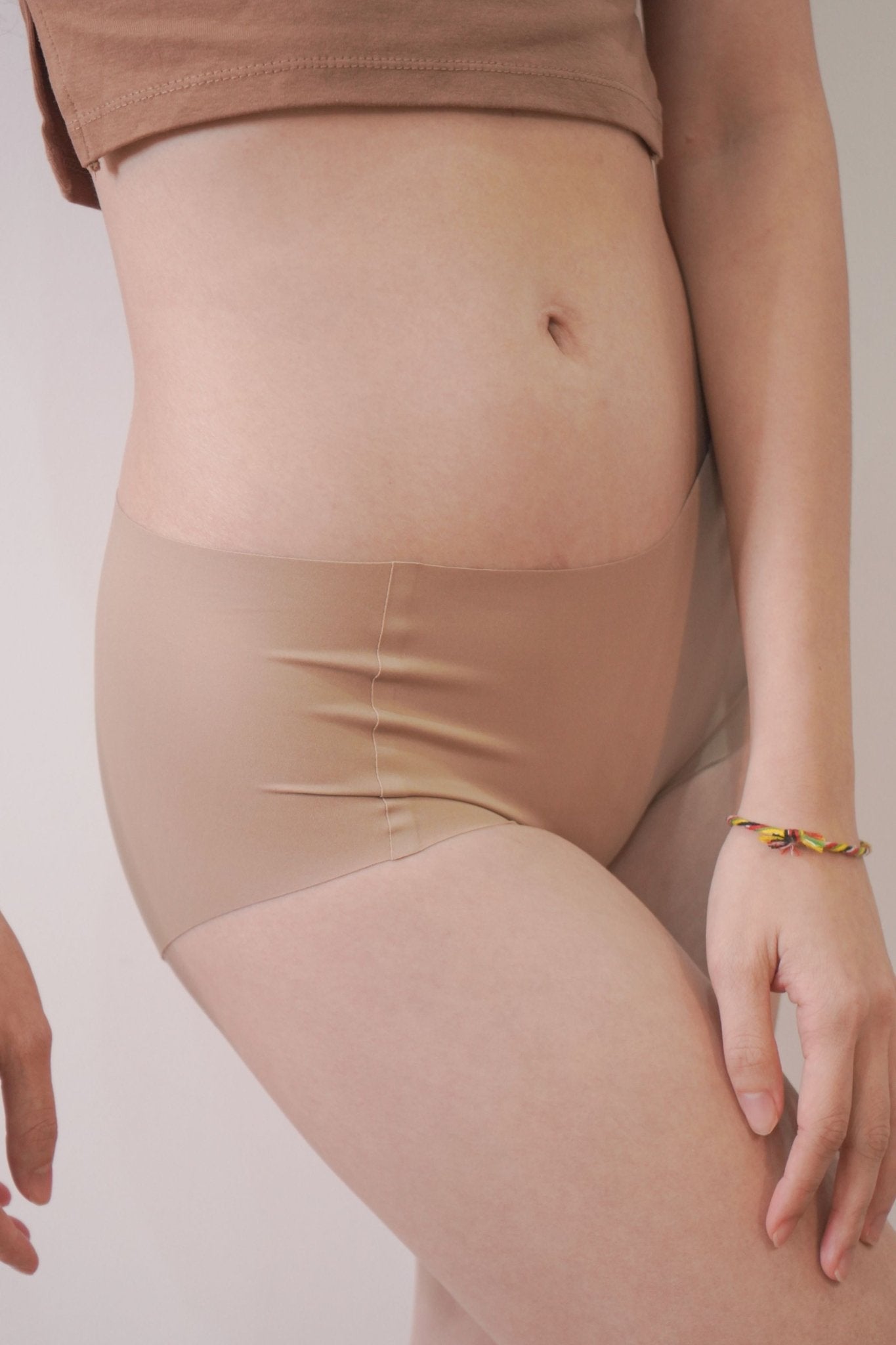 [New-In] Wear Nothing Seamless Antibacterial Panty In Sand - Adelais Official