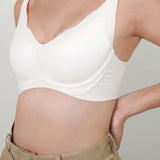 [Star Product] Wavy Support Antigravity Seamless Bra In Milky White - Adelais Official